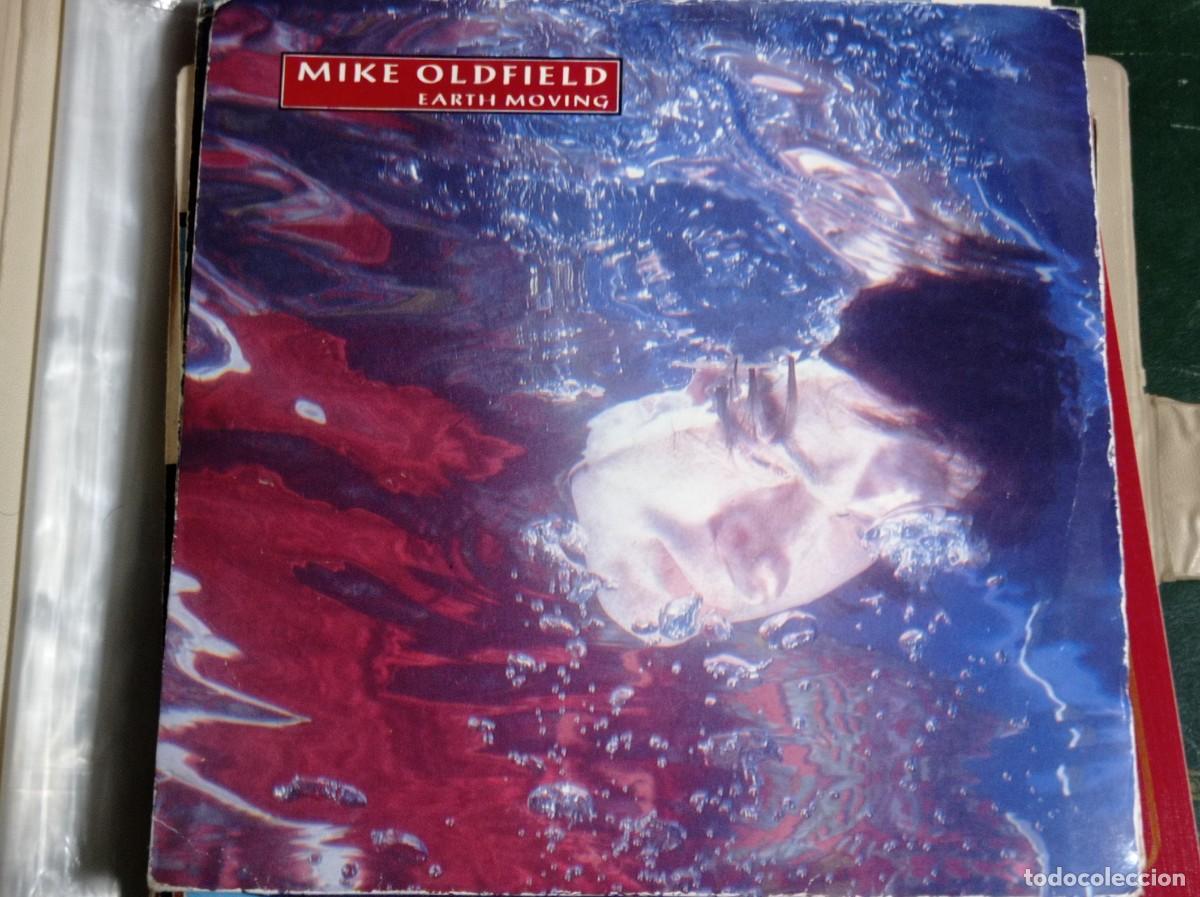 Discos de vinilo: Disco single MIKE OLDFIELD : EARTH MOVING 1989 - Foto 1