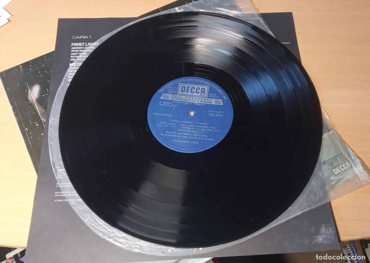 Discos de vinilo: LP &rdquo;Rain dances&rdquo; Camel - Foto 4
