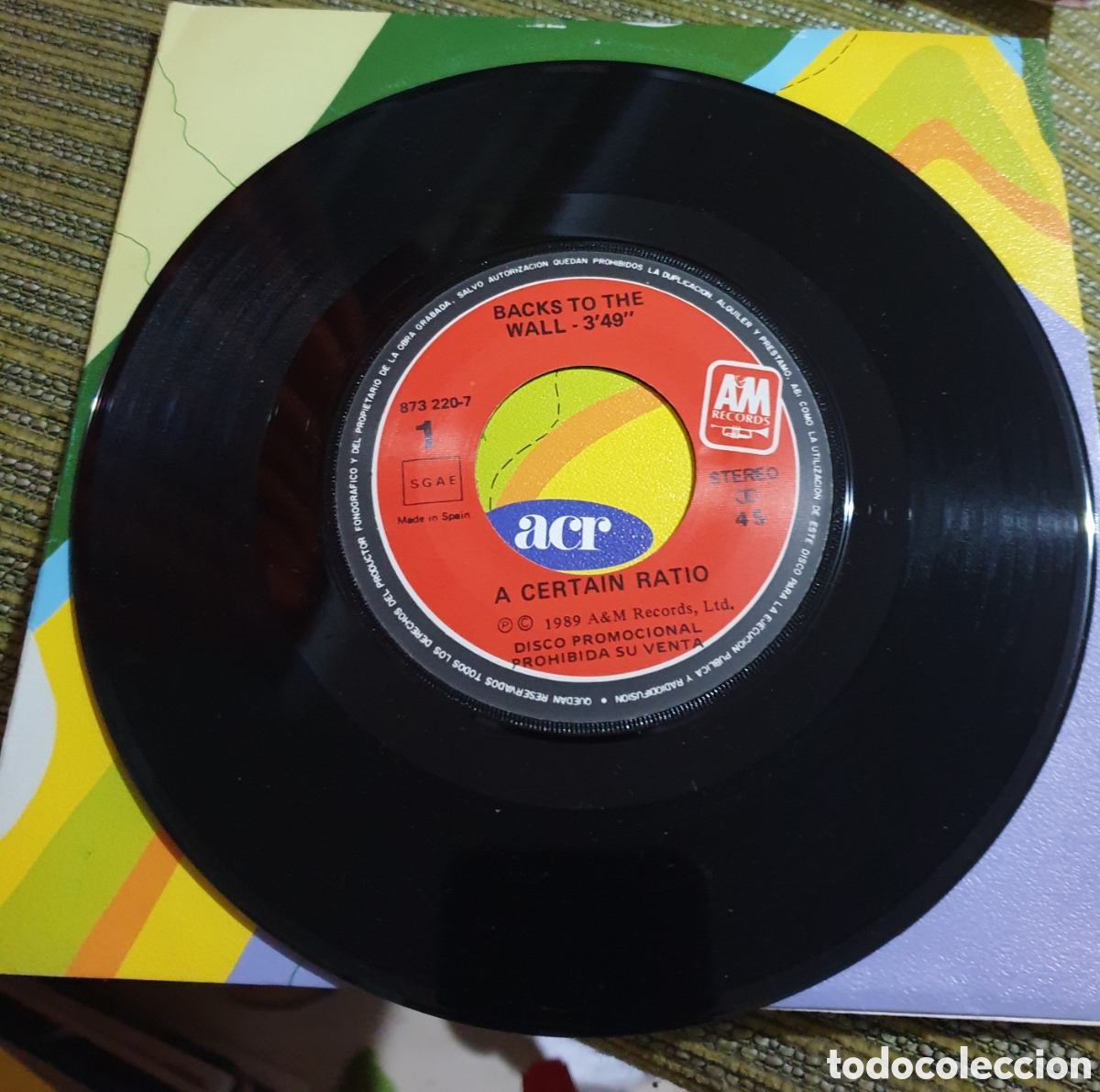 Discos de vinilo: A certain radio - backs to the wall - Foto 2