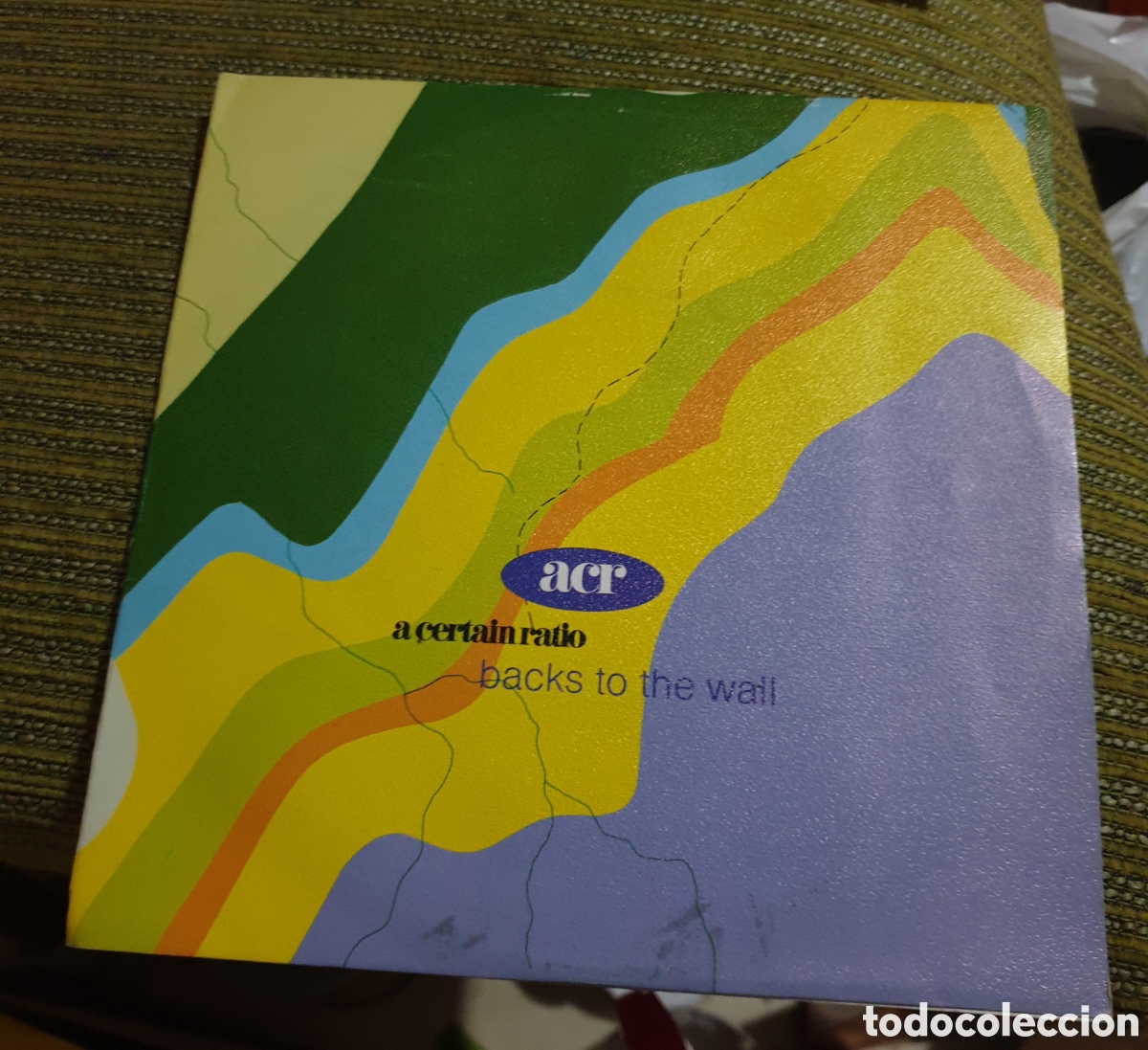 Discos de vinilo: A certain radio - backs to the wall - Foto 1