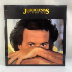 Discos de vinilo: LP - VINILO JULIO IGLESIAS - MOMENTOS - DOBLE PORTADA - ESPAÑA - AÑO 1982. Lote 397466269