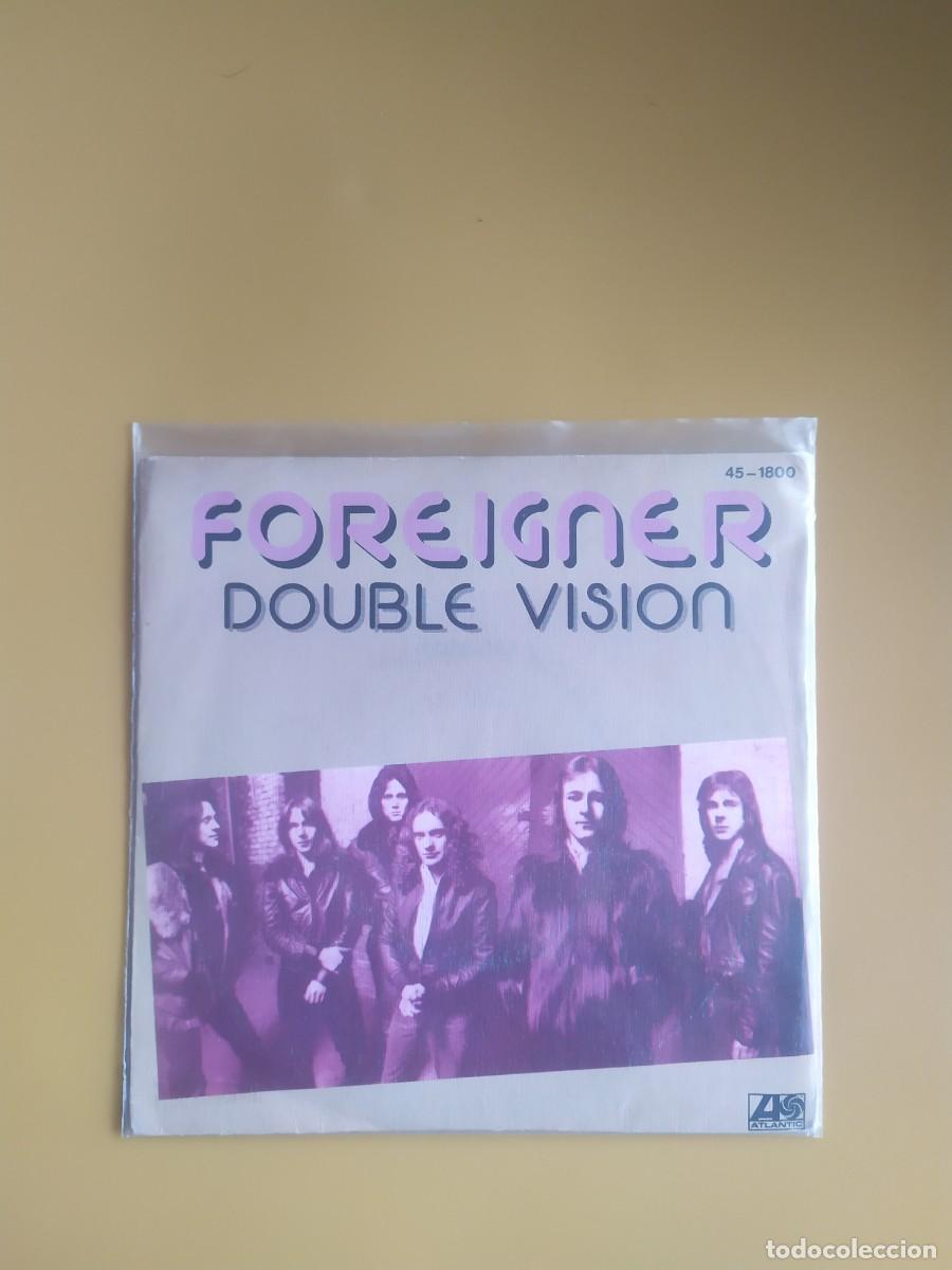Discos de vinilo: Foreigner - Double vision / Lonely children 1978 - Foto 1