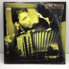 Discos de vinilo: LP VINILO - TOM WAITS - FRANKS WILD YEARS - ISLAND RECORDS. Lote 399097024