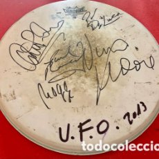 Discos de vinilo: UFO - PARCHE DE BATERÍA FIRMADO 2013. Lote 399707964