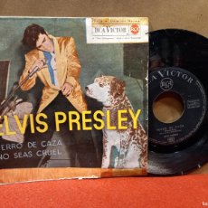 Discos de vinilo: ELVIS PRESLEY SINGLE RCA VICTOR PERRO DE CAZA / NO SEAS CRUEL AÑO 1962 (G). Lote 400146409