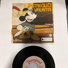 Discos de vinilo: SINGLE - MICKEY MOUSE, EL SASTRECILLO VALIENTE - CUENTO EN ESPAÑOL - DISNEYLAND - MADRID 1972. Lote 400869734