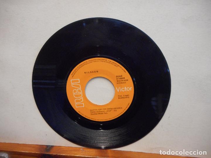 Discos de vinilo: SINGLE. NILSSON. GOTTA GET UP. DEBO DESPERTAR. - Foto 1