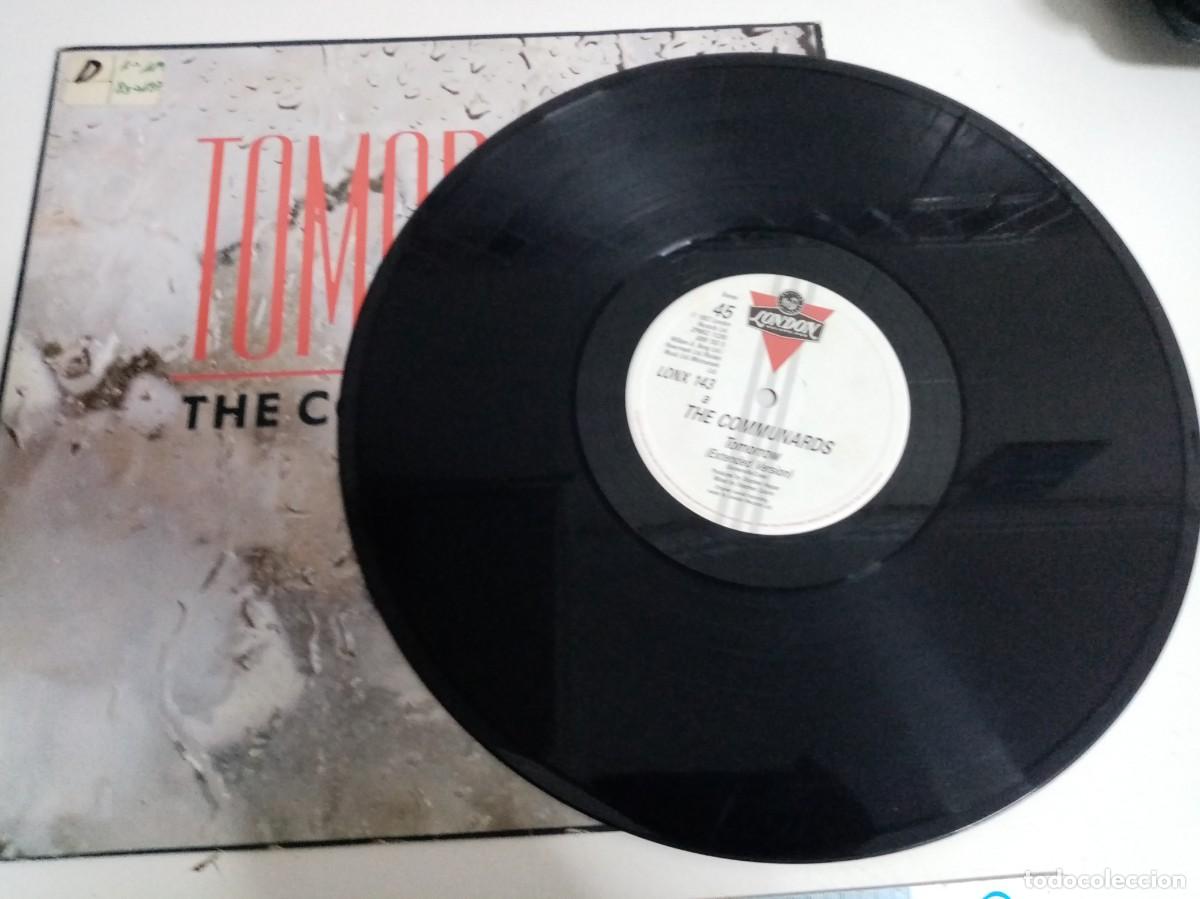 Discos de vinilo: DISCO MAXISINGLE DE VINILO COMMUNARDS - TOMORROW - Foto 2