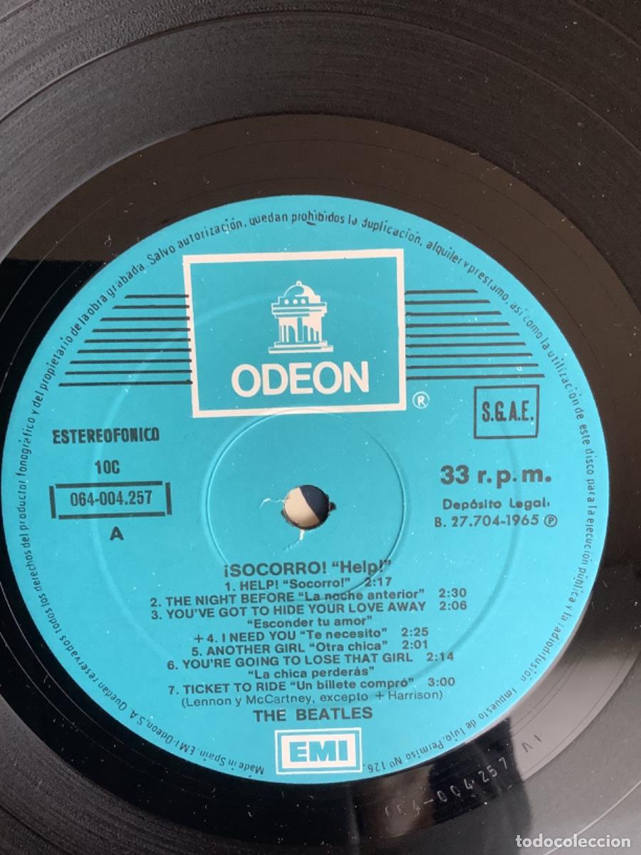 Discos de vinilo: THE BEATLES HELP! de 1965 - Foto 3
