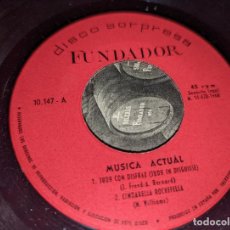Discos de vinilo: MUSICA ACTUAL JUDY CON DISFRAZ/CINDARELLA ROCKEFELLA/CUERVOS/VUELVO A CASA EP 1968 FUNDADOR 10147. Lote 401760519