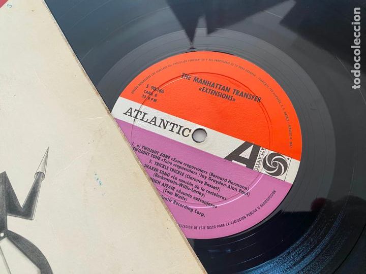 Discos de vinilo: MANHATTAN TRANSFER (EXTENSIONS) LP ESPA&Ntilde;A 1979 (B-57) - Foto 4
