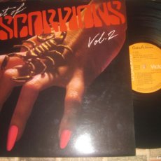 Discos de vinilo: SCORPIONS ' BEST OF SCORPIONS VOL. 2 (1984 - RCA) OG ESPAÑA SIN SEÑALES DE USO. Lote 402091729