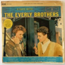 Discos de vinilo: EVERLY BROTHERS. A DATE WITH EVERLY BROTHERS. WB, UK 1960 LP + DOBLE CARPETA (ORIGINAL MONO). Lote 402108859