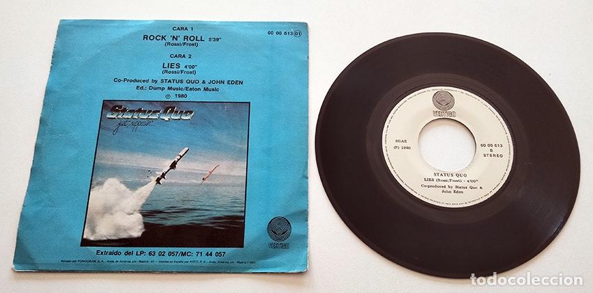 Discos de vinilo: VINILO SINGLE DE STATUS QUO. ROCK N ROLL. 1980. - Foto 2