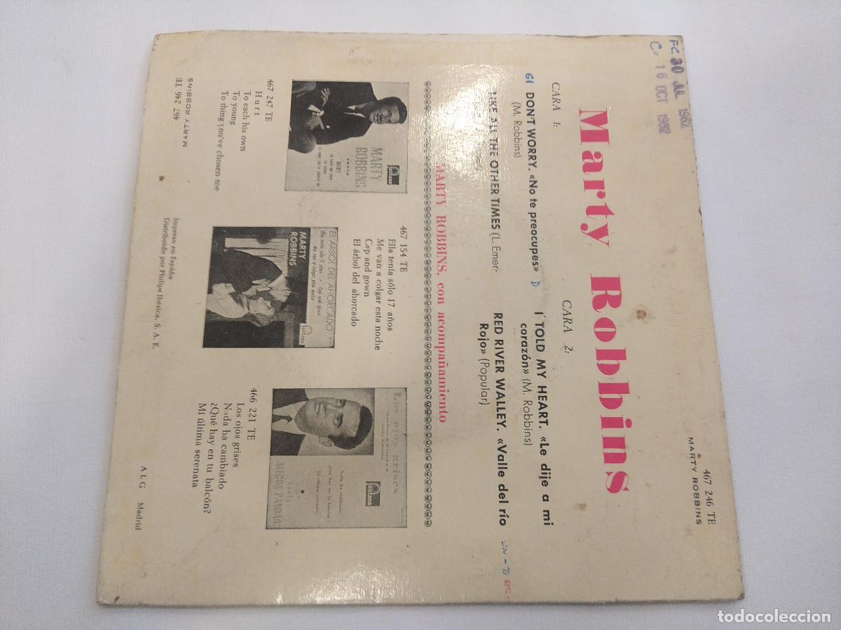 Discos de vinilo: MARTY ROBBINS/DONT WORRY/SINGLE. - Foto 3