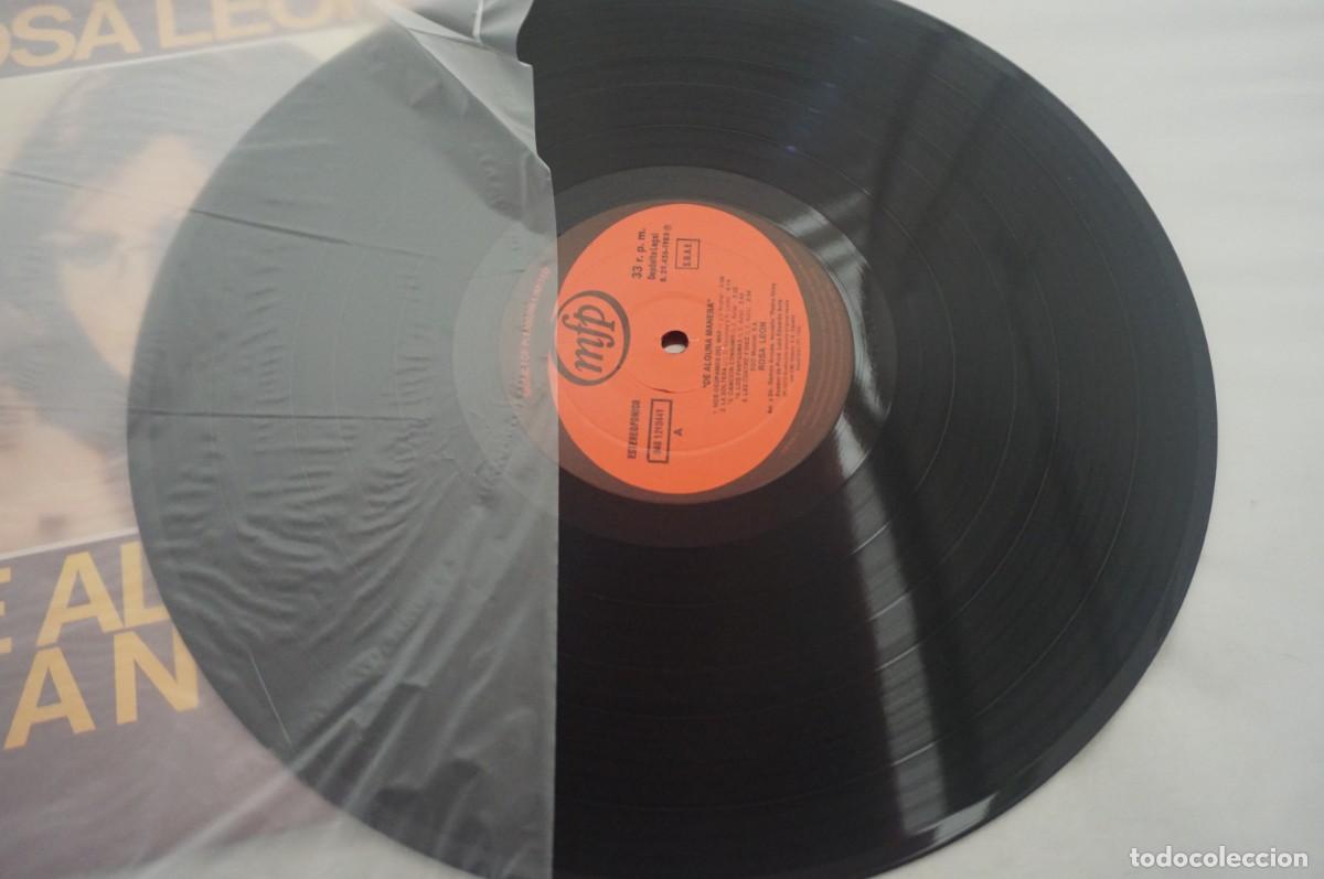 Discos de vinilo: LP - ROSA LEON - DE ALGUNA MANERA - Foto 2