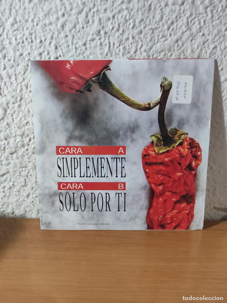 Discos de vinilo: Un Dia En La Nueva Revolucion &ndash; Simplemente - Foto 2