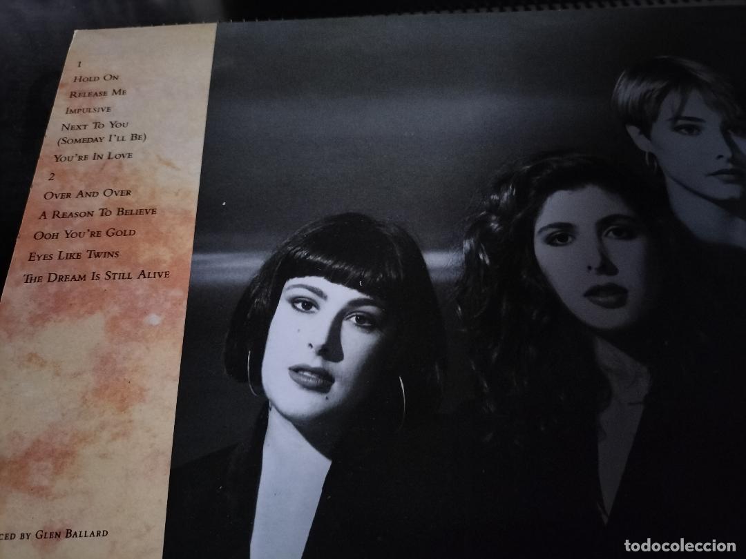 Discos de vinilo: WILSON PHILLIPS LP SBK 1990 + INSERT - Foto 2