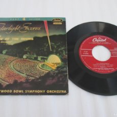 Discos de vinilo: THE HOLLYWOOD BOWL ORCHESTRA - CONCIERTO BAJO LAS ESTRELLAS. SINGLE, ED ESPAÑOLA 7” 1959. VG+