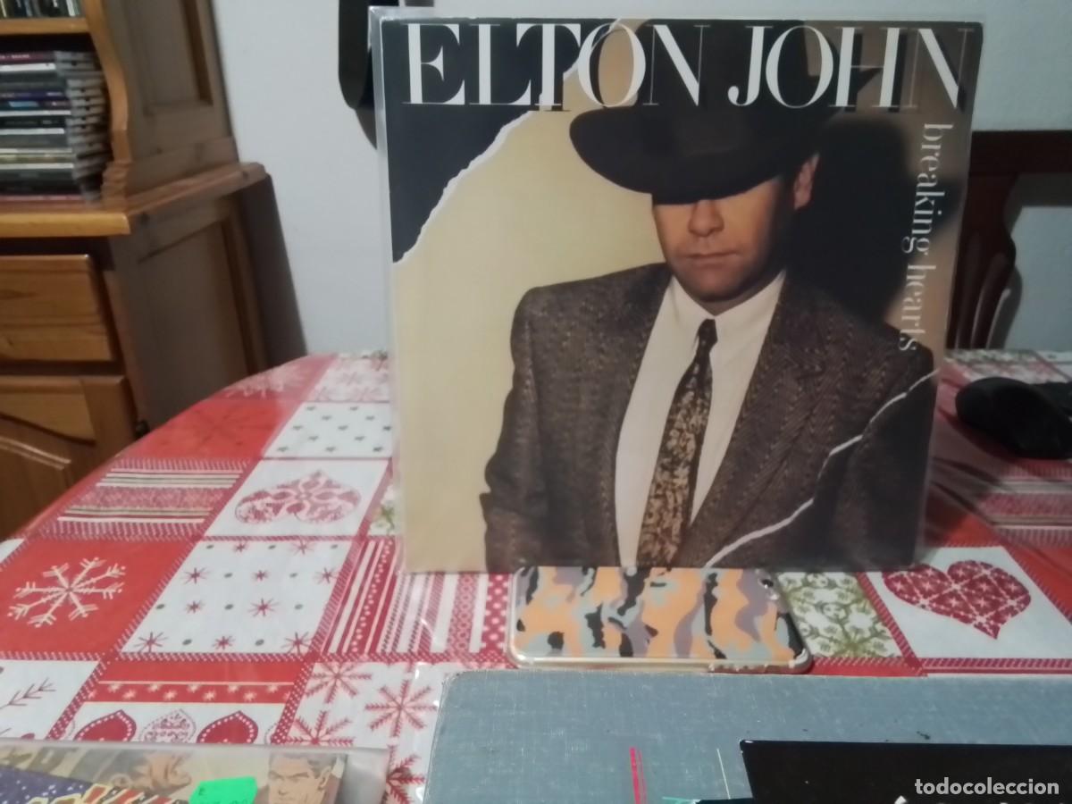 Dischi in vinile: Elton John &lrm;&ndash; Breaking Hearts / ALBUM VINYL 1984 (Soft Rock, Ballad). M/M
