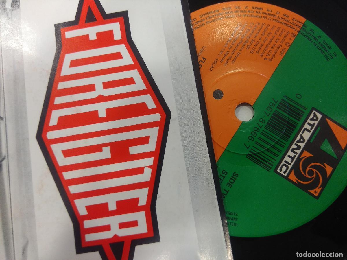 Discos de vinilo: FOREIGNER/LOWDOWN AND DIRTY/SINGLE. - Foto 2