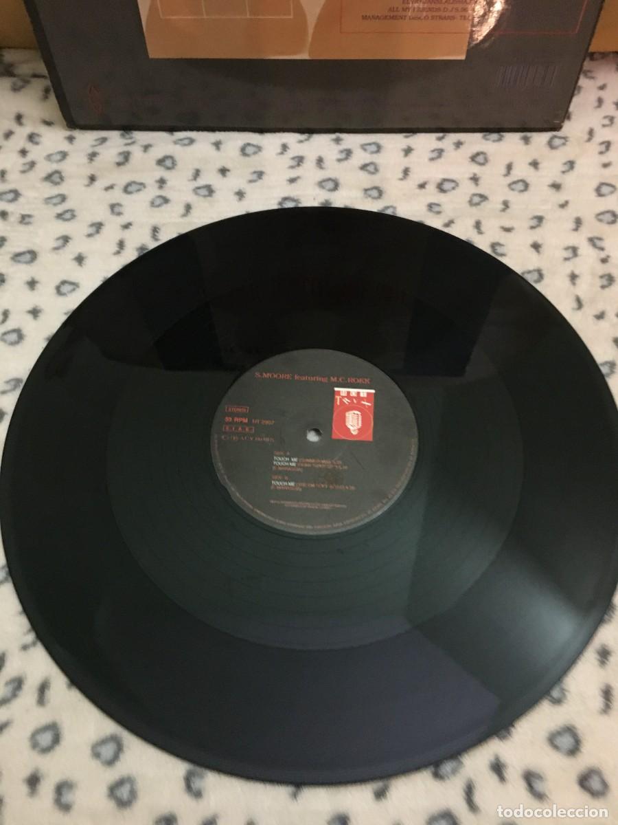 Discos de vinilo: S Moore Featuring M.C. ROKK* &lrm;&ndash; Touch Me (II Time) - Foto 3