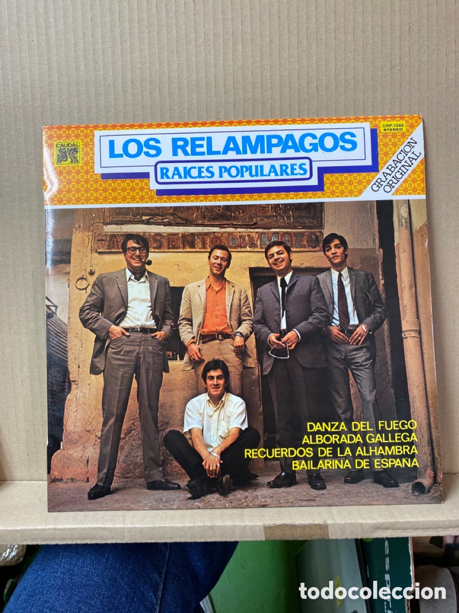 Discos de vinilo: LP LOS REL&Aacute;MPAGOS, RA&Iacute;CES POPULARES. - Foto 1