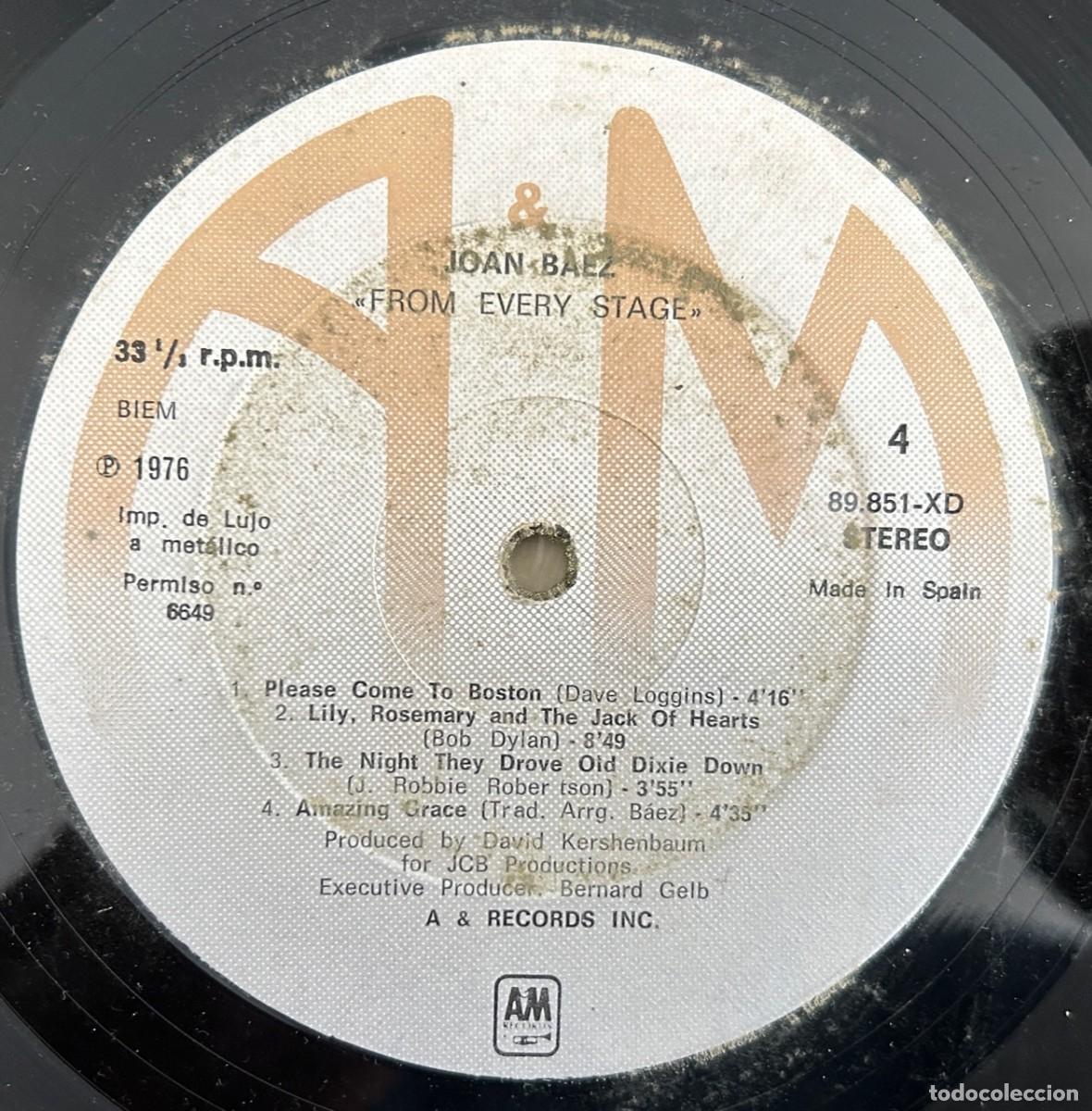 Discos de vinilo: Joan Baez &lrm;&ndash; From Every Stage. Estado. Vg. 1976 - Foto 2