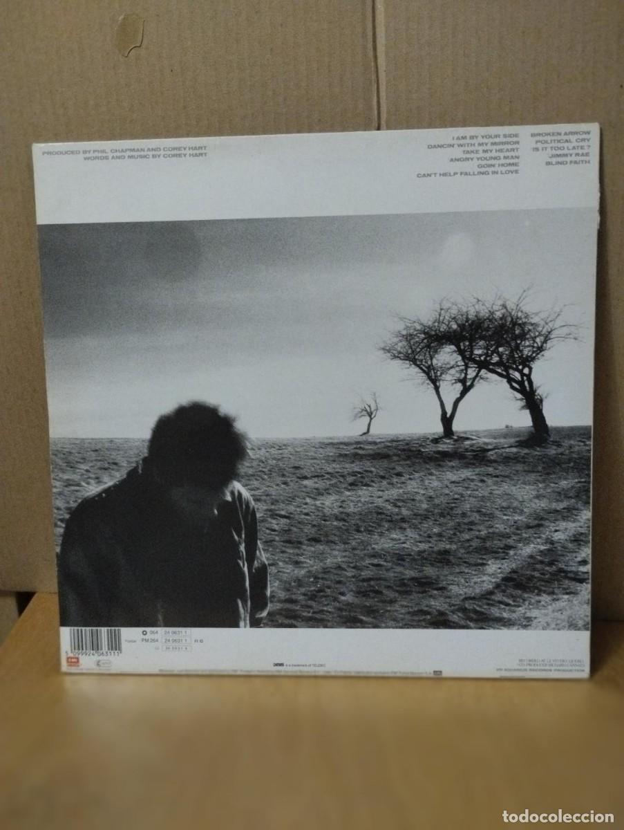 Discos de vinilo: COREY HART ---- FIELDS OF FIRE - Foto 2