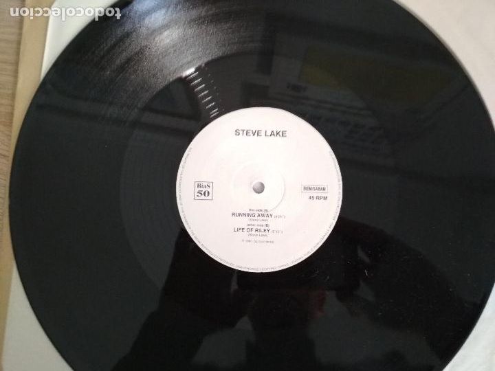 Discos de vinilo: Steve Lake &ndash; Running Away, 1987 - Foto 2