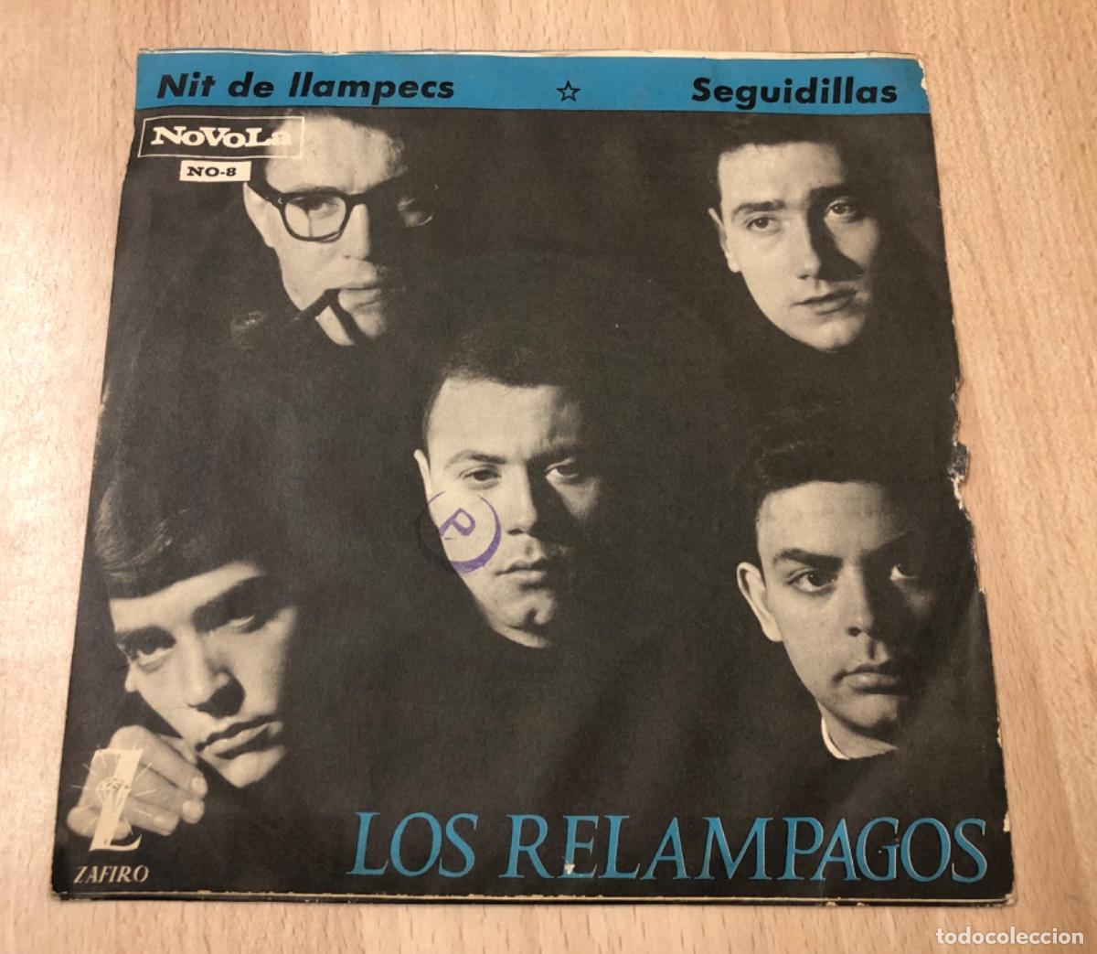 Discos de vinilo: DISCO VINILO 45 RPM N&ordm; 8 LOS REL&Aacute;MPAGOS - Foto 3