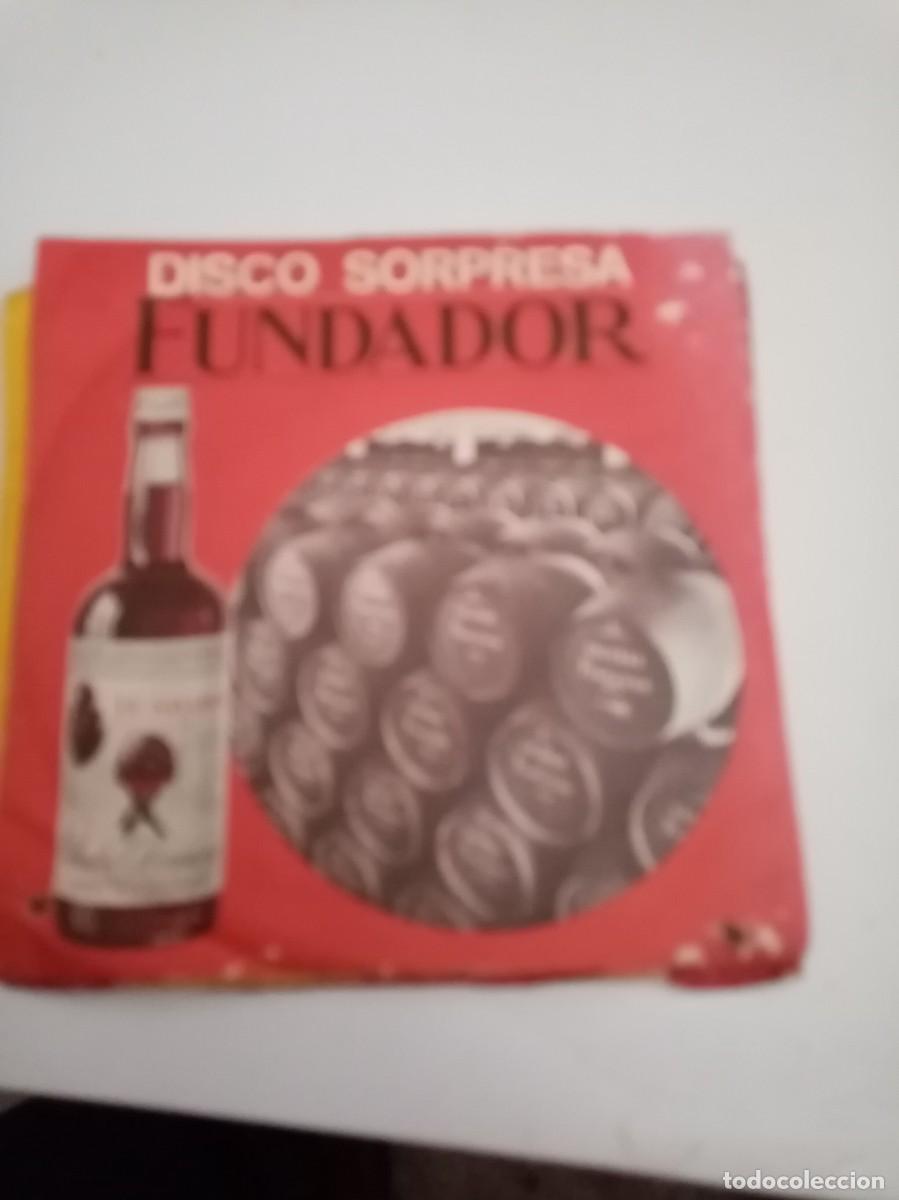 Discos de vinilo: DISCO SORPRESA FUNDADOR. NUEVO EXITOS. MB3 - Foto 1