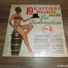 Discos de vinilo: LOS DIPLOMATICOS - 19 EXITOS BAILABLES VOL.4