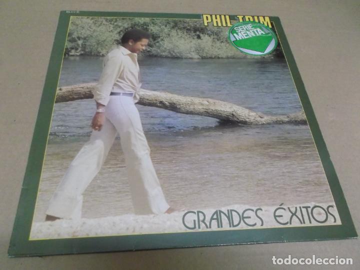 Discos de vinilo: PHIL TRIM (LP) GRANDES EXITOS A&Ntilde;O &ndash; 1983 - Foto 1