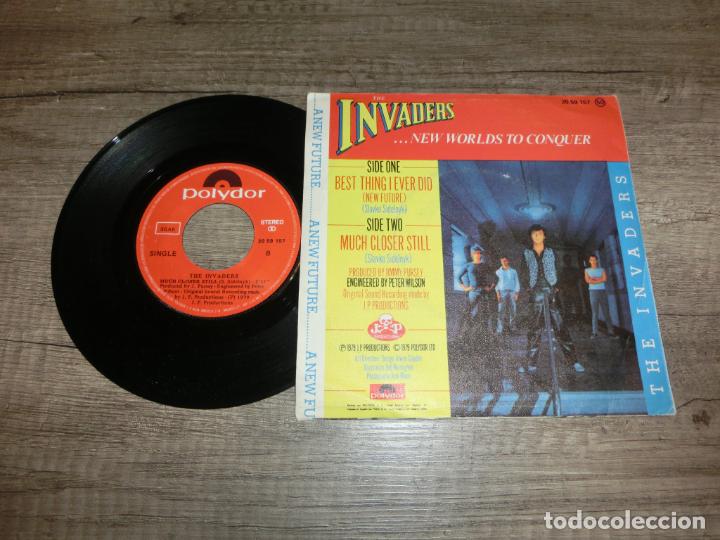 Discos de vinilo: THE INVADERS - BEST THING I EVER DID / NEW FUTURE - Foto 2
