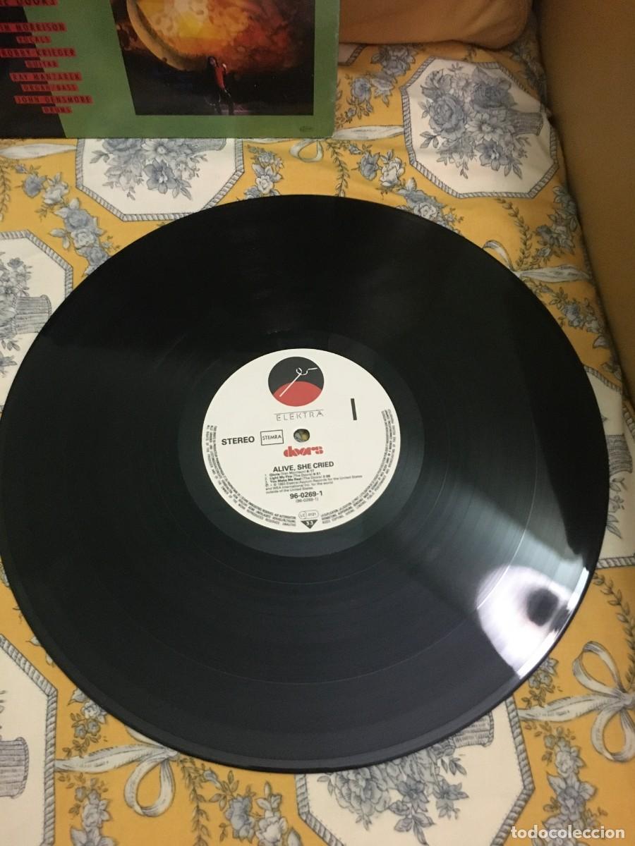Discos de vinilo: The Doors &lrm;&ndash; Alive, She Cried - Foto 4