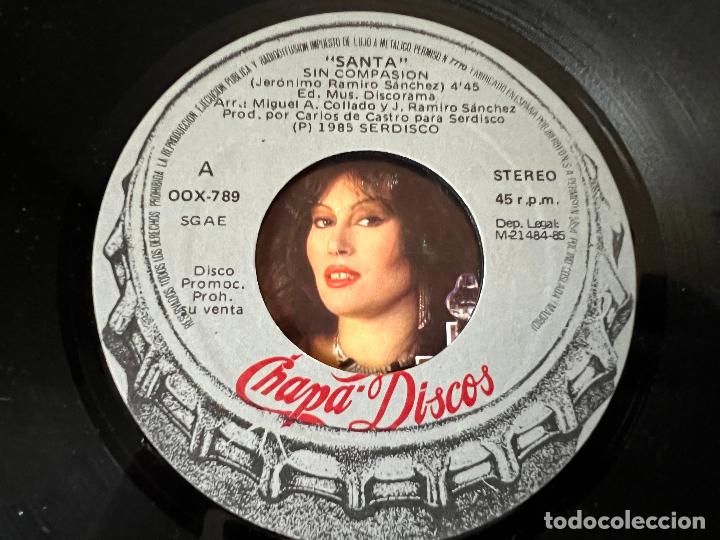 Discos de vinilo: SINGLE SANTA SIN COMPASION- DISCO PROMO 1985 - NUEVO. - Foto 4
