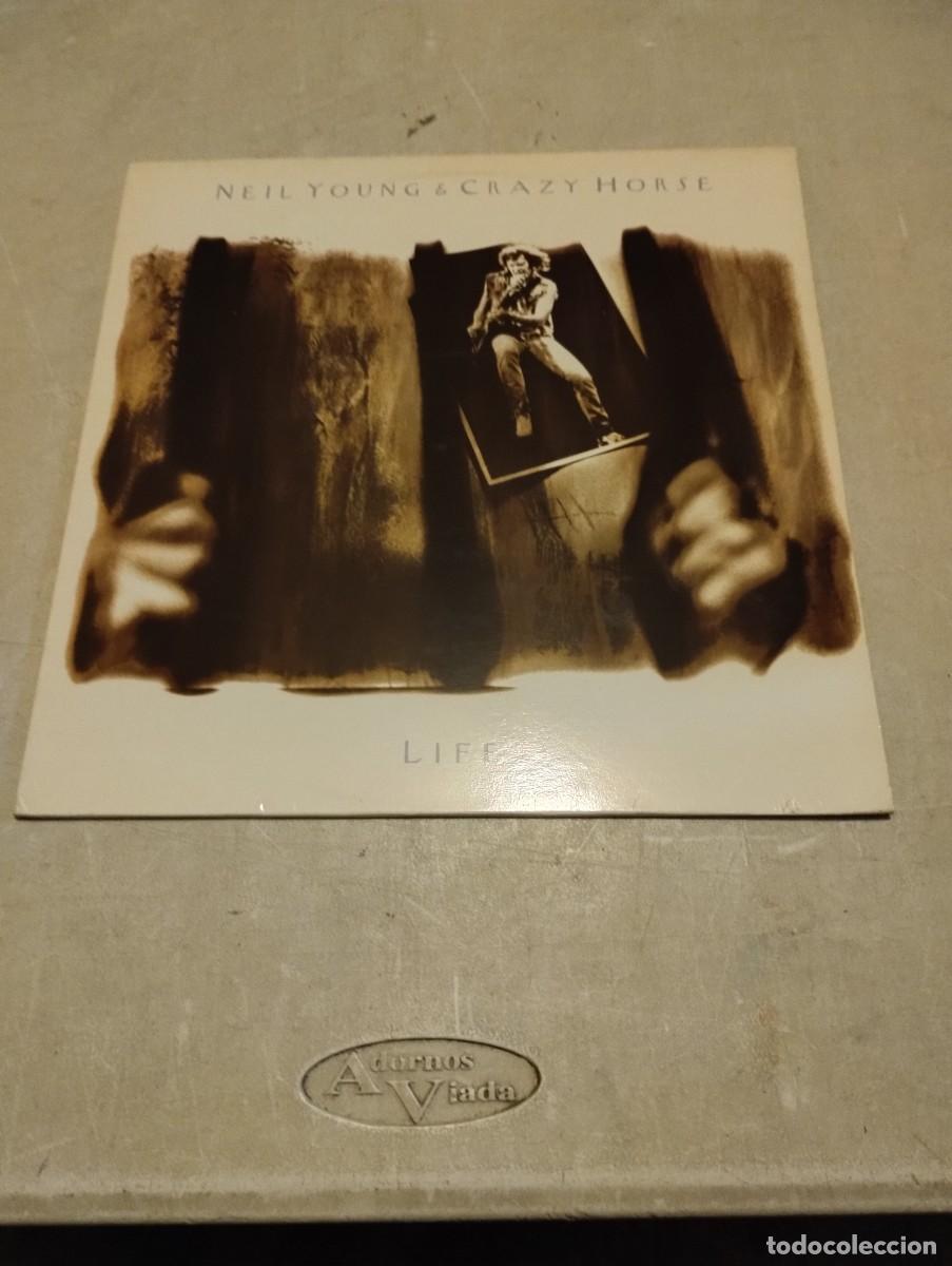 Discos de vinilo: Neil Youg LP Life Esp.1987 - Foto 1