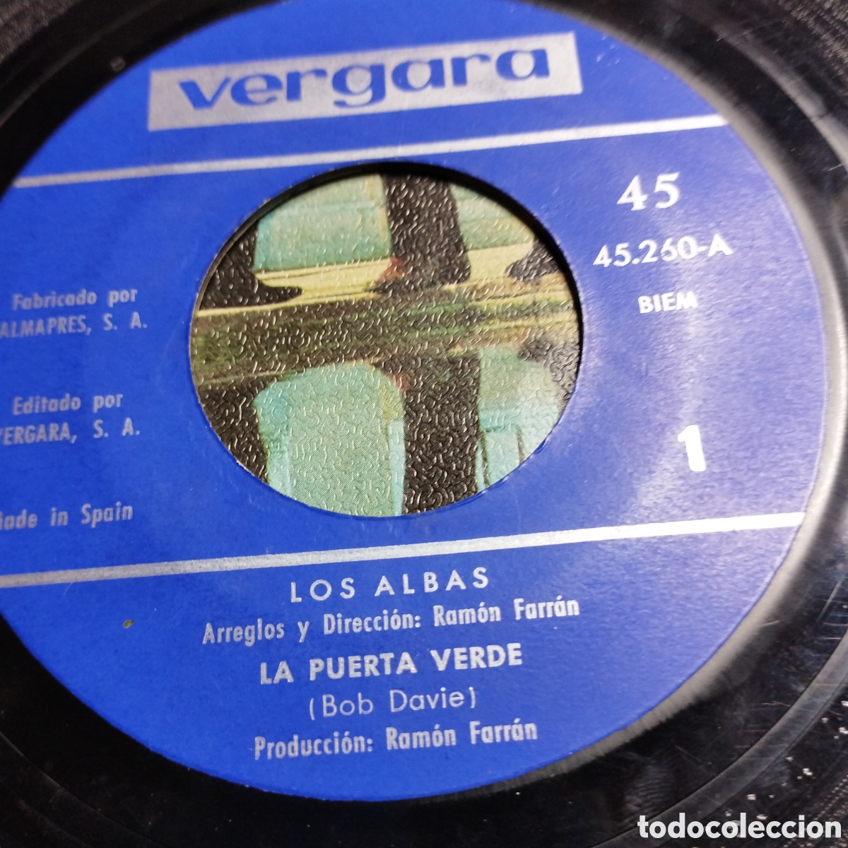 Discos de vinilo: Single 7&rdquo; Los Albas 1968 La puerta verde + El vagabundo. - Foto 3