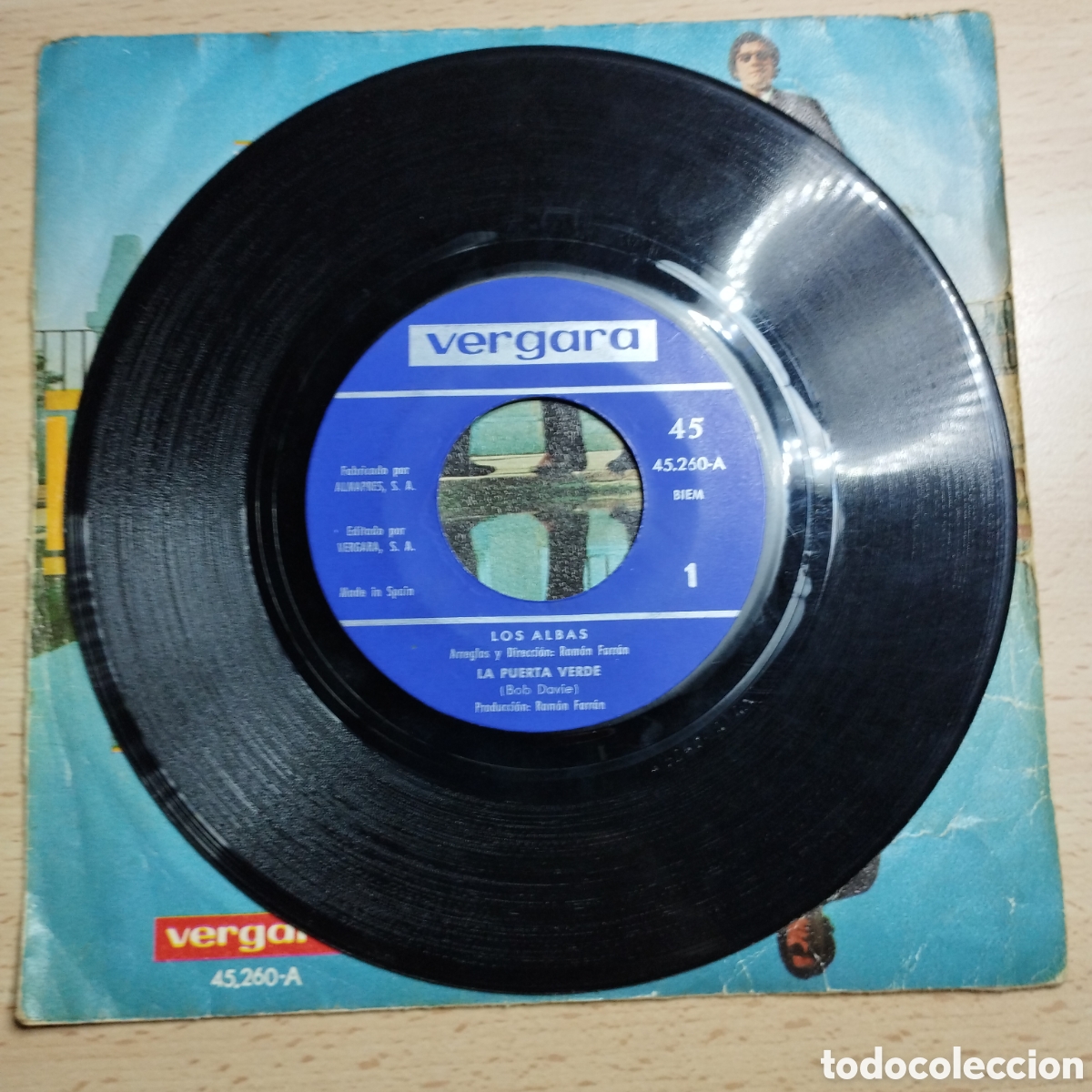 Discos de vinilo: Single 7&rdquo; Los Albas 1968 La puerta verde + El vagabundo. - Foto 4