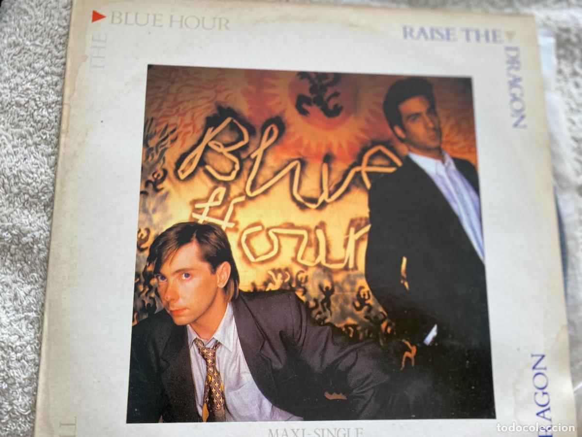 Discos de vinilo: 12 MAXI RAISE THE DRAGON - BLUE HOUR - Foto 1
