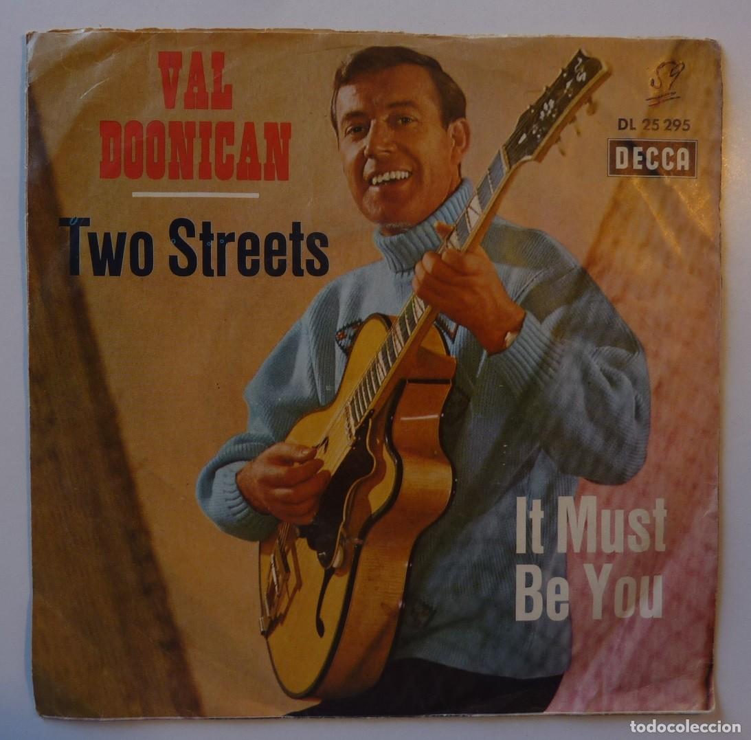 Discos de vinilo: VAL DOONICAN // TWO STREETS // GERMANY // SINGLE - Foto 1