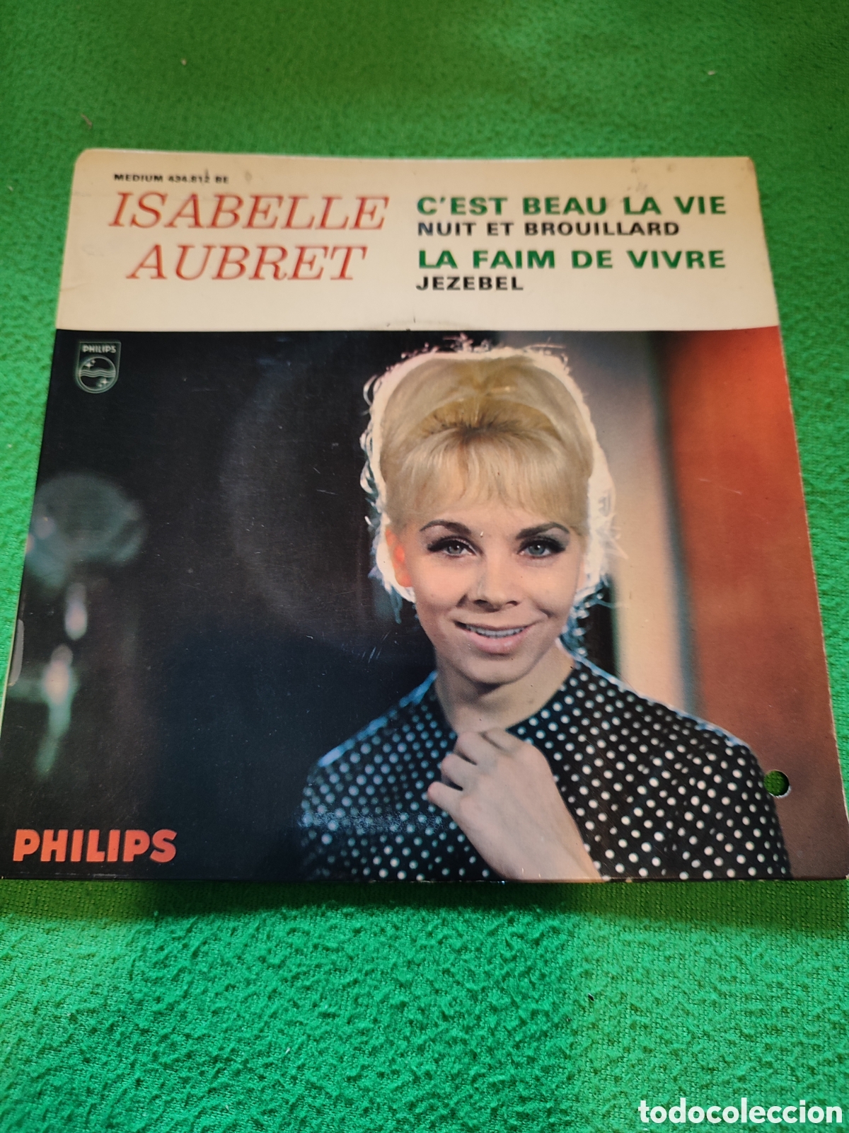 Discos de vinilo: Isabelle Aubret- Cest beau la vie + 3 - Foto 1