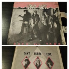 Discos de vinilo: STRAY CATS - ROCK THIS TOWN 7” SINGLE HOLANDA ARISTA 1981 - ROCKABILLY