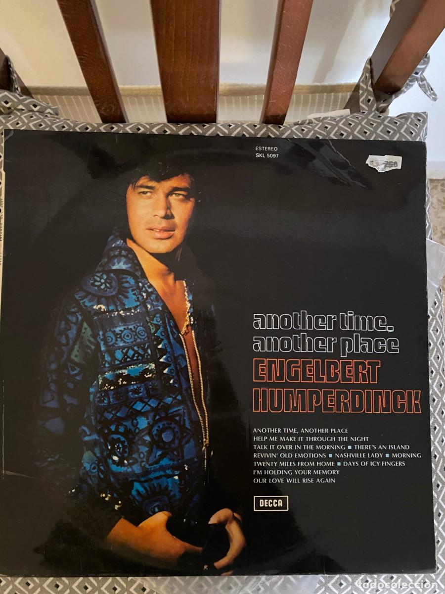 Discos de vinilo: ENGELBERT HUMPERDINCK ANOTHER TIME ANOTHER PLACE VINILO - Foto 1