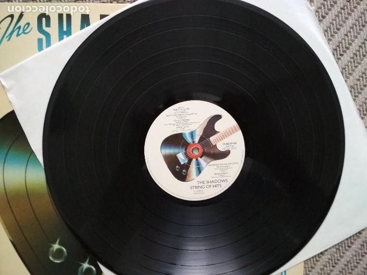 Discos de vinilo: the shadows, string of hits,1979 - Foto 4