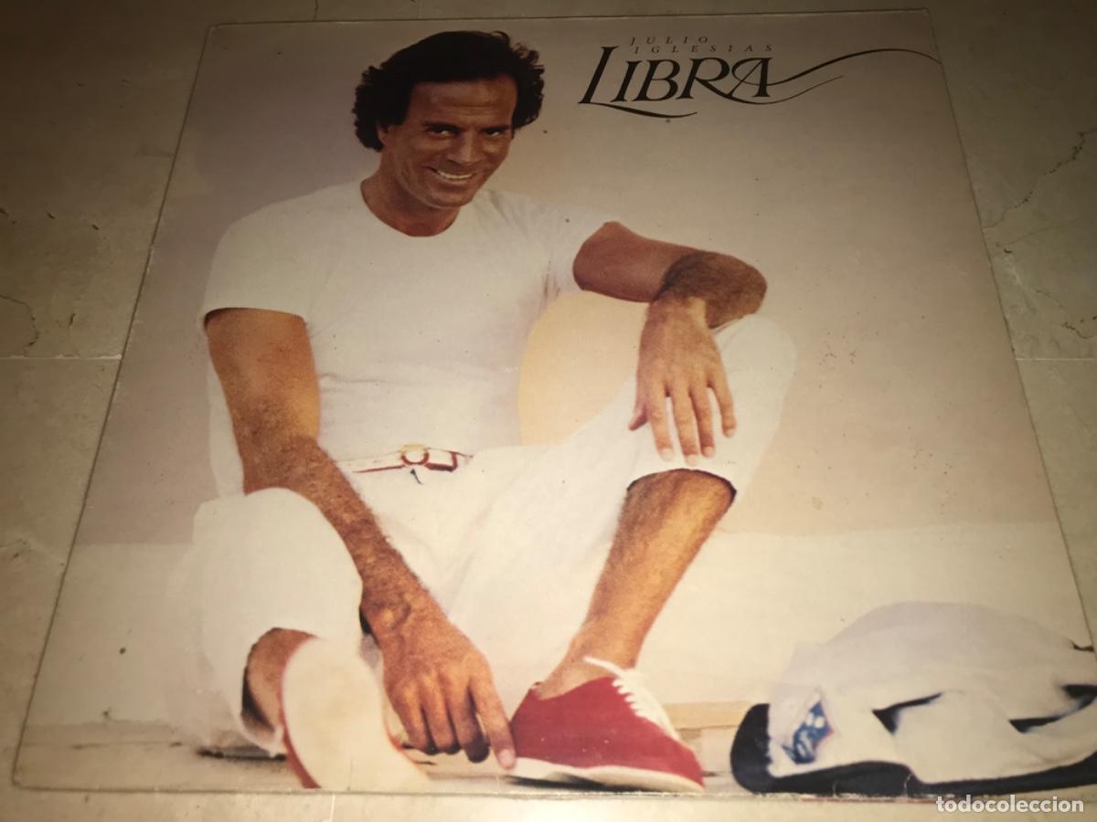 Discos de vinilo: JULIO IGLESIAS-LIBRA-GATEFOLD - Foto 1