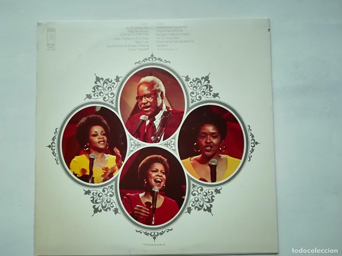 Discos de vinilo: Staple Singers. Be What You Are. LP - Foto 2