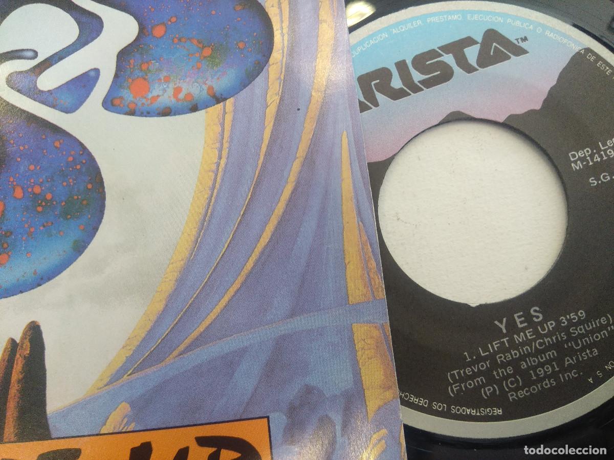 Discos de vinilo: YES/LIFT ME UP/SINGLE. - Foto 2