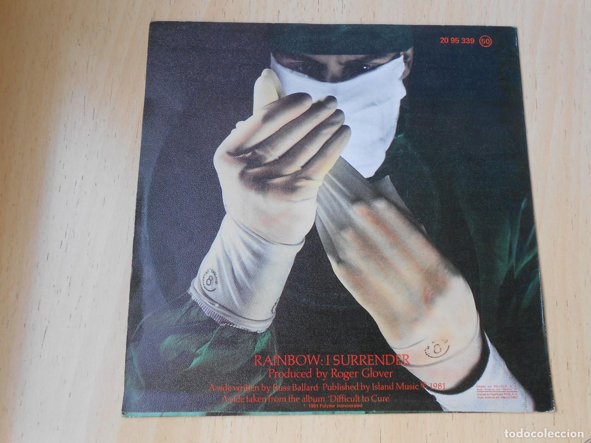 Discos de vinilo: RAINBOW , SG, I SURRENDER + 1, A&Ntilde;O 1981, POLYDOR 20 95 339 - Foto 2